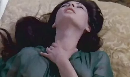 زیبایی جوان به کانال تلگرام فیلمهای پورن باغ نگاه متولد شد